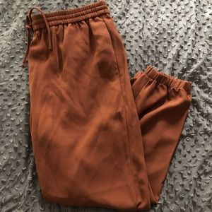 NWT! Express Chinched Hem Joggers